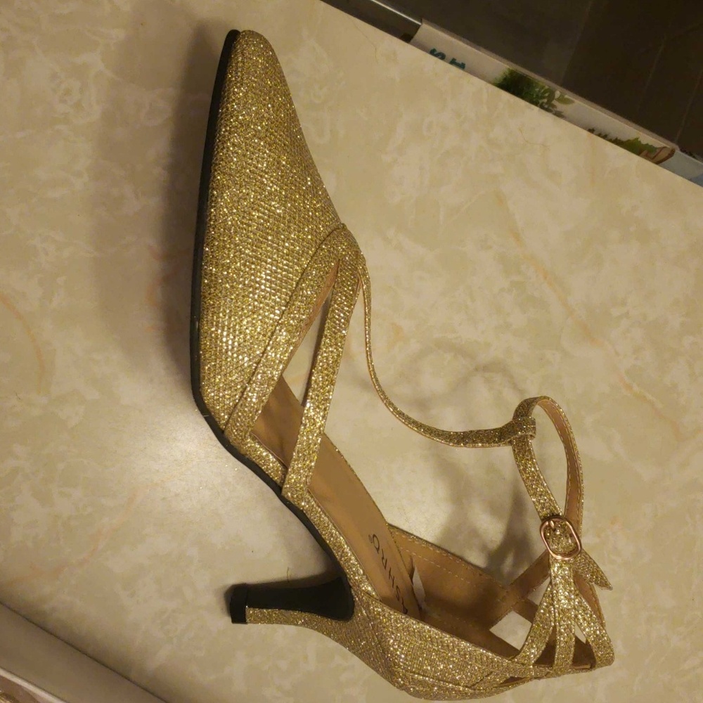 Shoes - Picture 3 of 3